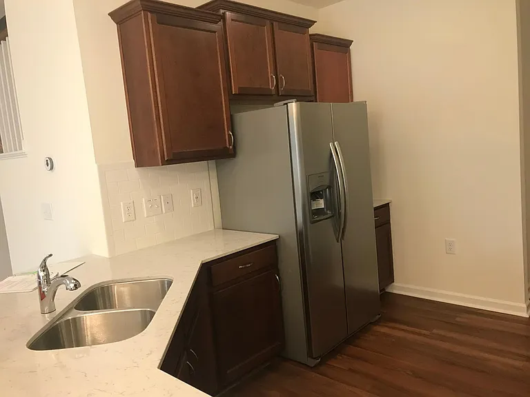 1103 Epiphany Rd — Photo 3