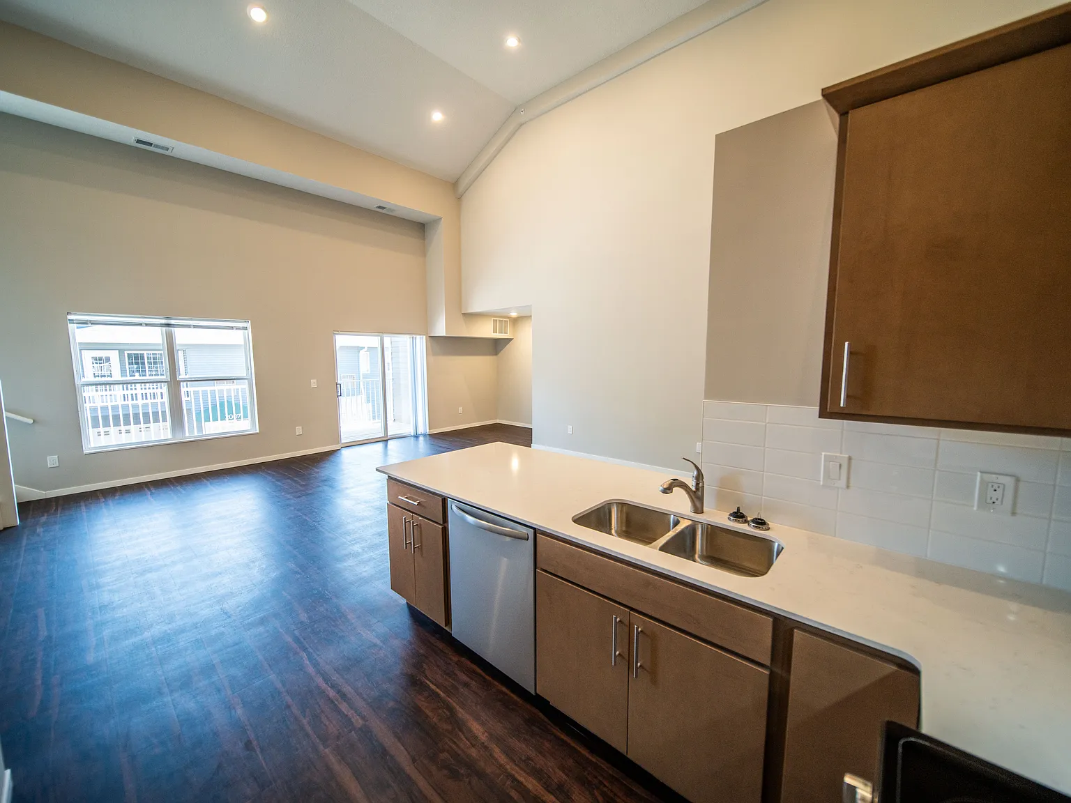 2 bed, 1520 sqft, $1,590 — Photo 4