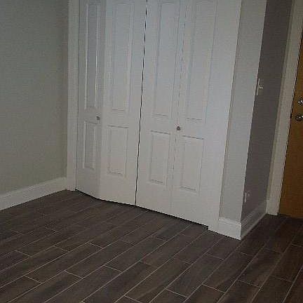 5th image of 3136 W Franklin Blvd