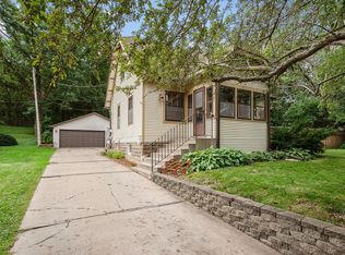728 36th Ave NE, Minneapolis, MN 55418