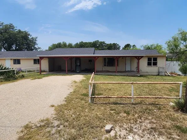 503 N 3rd St, Mertzon, TX 76941