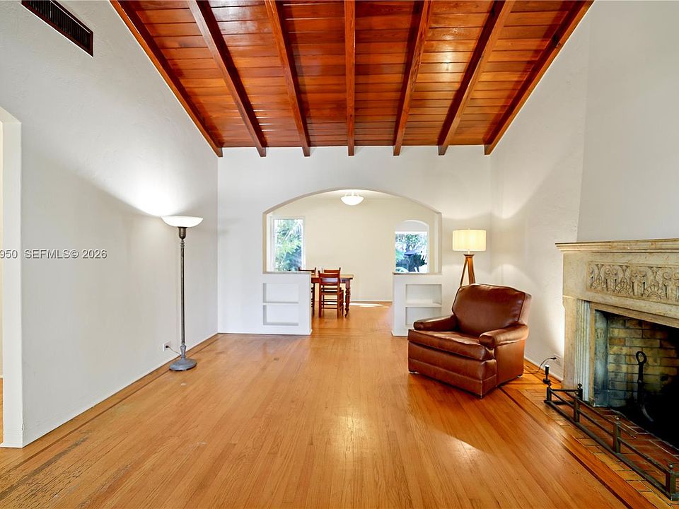 1st image of 720 NE 75th St