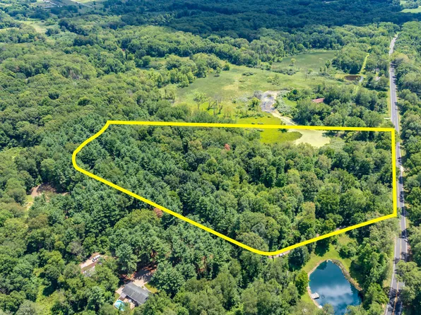 1919 N Pineayr Dr, Climax, MI 49034