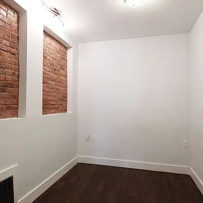 Rented by Nooklyn NYC LLC | media 20
