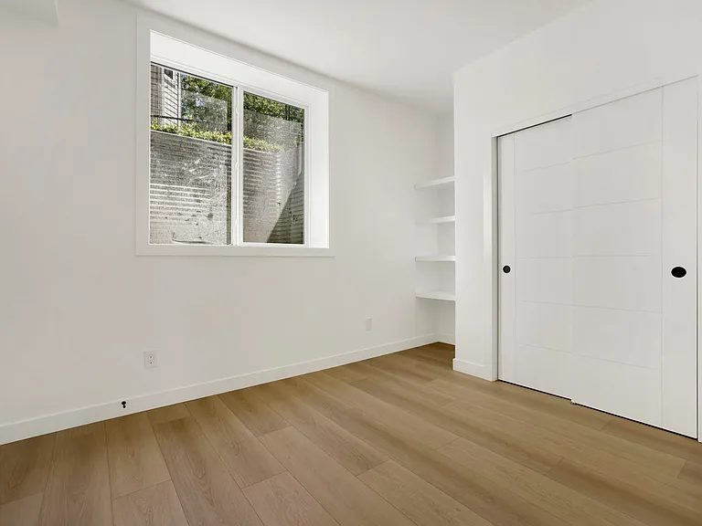 2502 11th Ave SE #4 — Photo 9