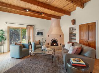2916 Plaza Blanca, Santa Fe, NM 87507