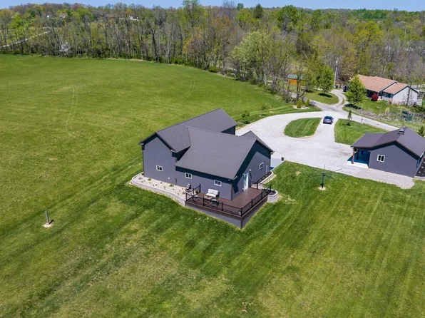 2967 Opera Rd, Mount Perry, OH 43760