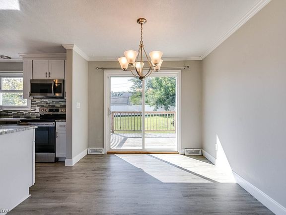 2nd image of 3001 Marda Dr