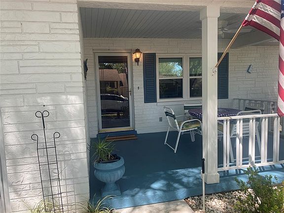 5th image of 9802 SW 88th Ter Unit C