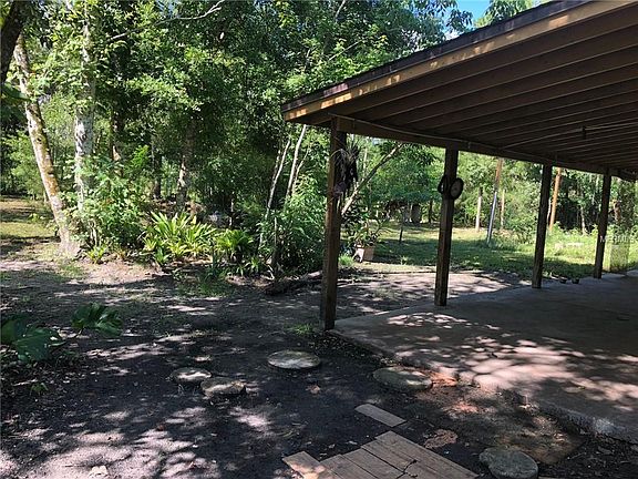 5th image of 18366 Seaford Ave