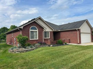 11297 Martha Dr, Warren, MI 48093