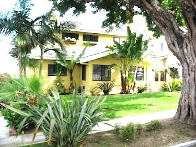 416 Virginia St — Photo 99