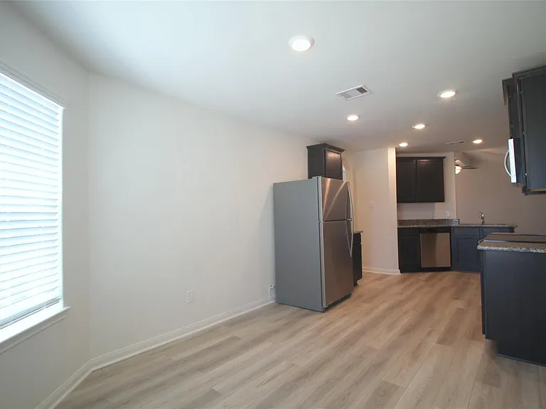 8031 Vacek Meadows Loop — Photo 11