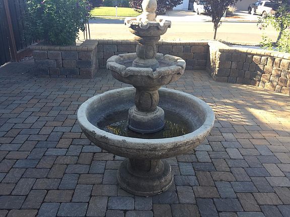 4th image of 15895 La Porte Ct