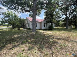 1601 N Madison Ave, Beeville, TX 78102