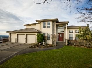 3239 NW 20th Cir, Camas, WA 98607