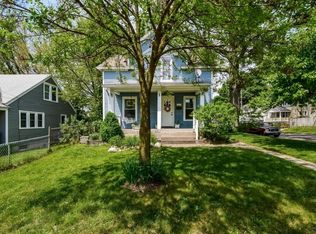 1417 Boston St SE, Grand Rapids, MI