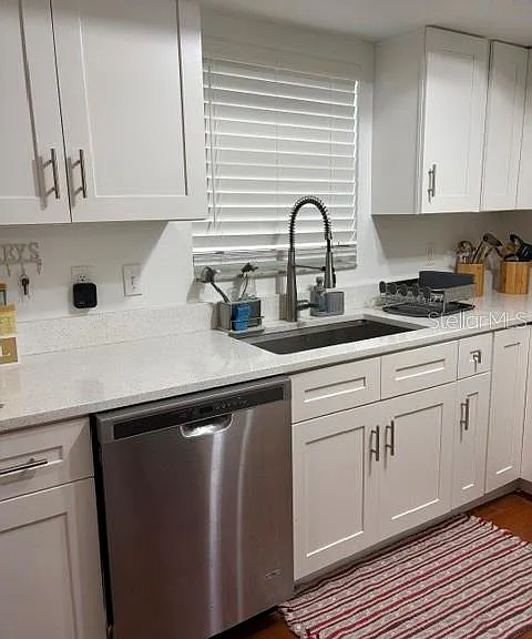 11424 Haymarket Ct — Photo 10
