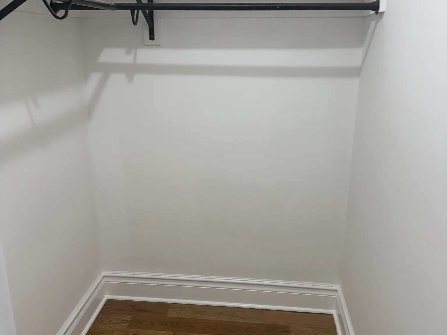 2 bed, 2612 sqft, $2,300 — Photo 2