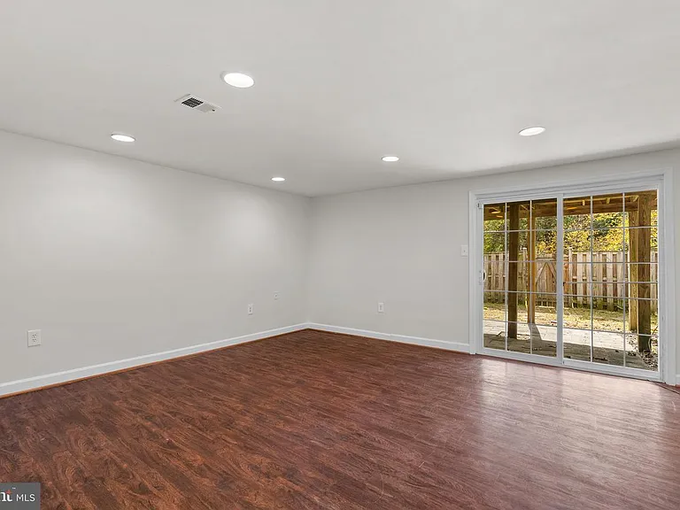 14205 Castlemoor Ct — Photo 16