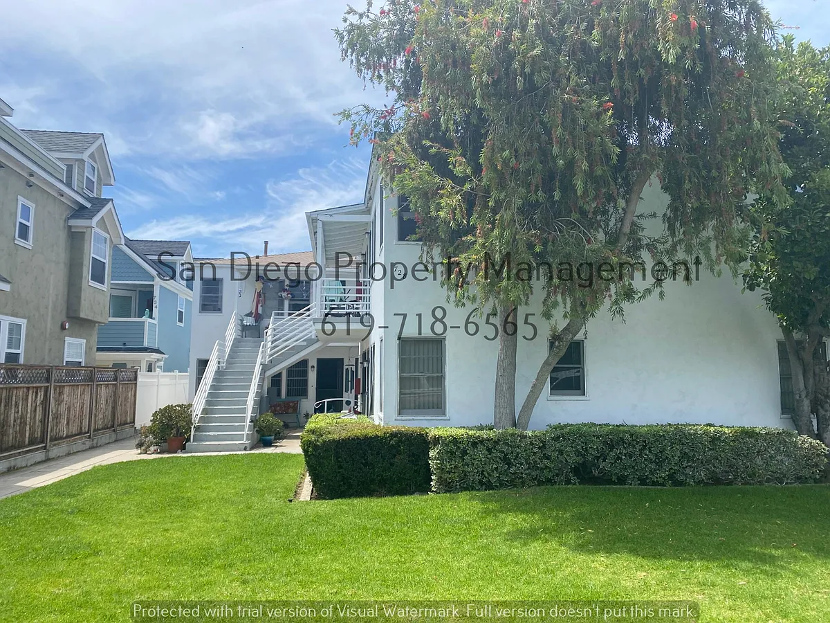 Building Photo - 728 G Ave #3