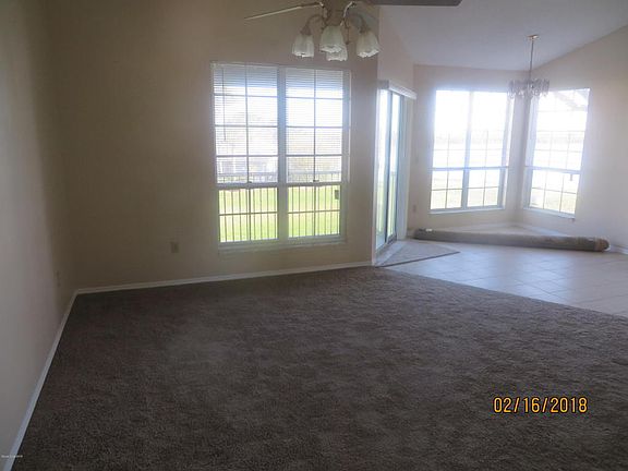 4th image of 7420 N Highway 1 APT 202A