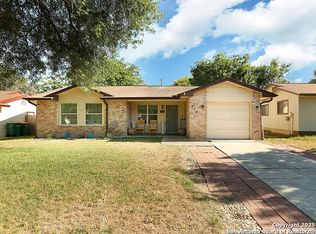 219 Royal Dr, Converse, TX 78109