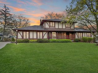 16866 Bradner Rd, Northville, MI 48168