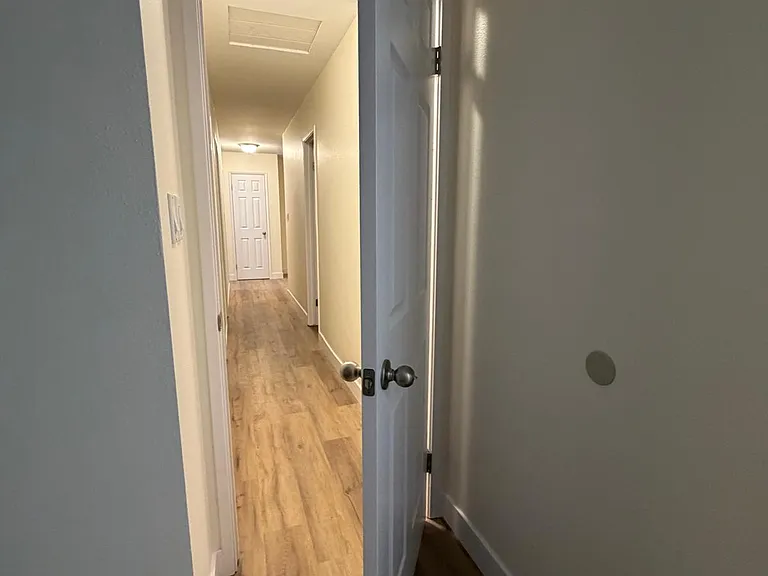 829 Givens St — Photo 9