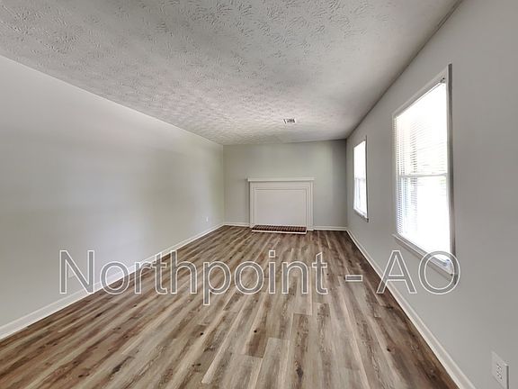 2nd image of 763 Sage Ln NW