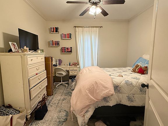 2nd image of 326 Acadia Loop