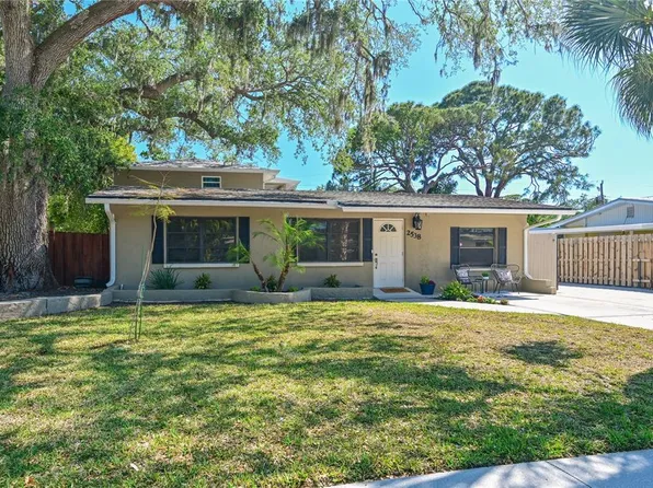 2538 Floyd St, Sarasota, FL 34239