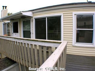 413 E Mitchell Ave, Cheshire, CT, 06410