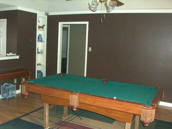 5th image of 913 Pine Wood Pl