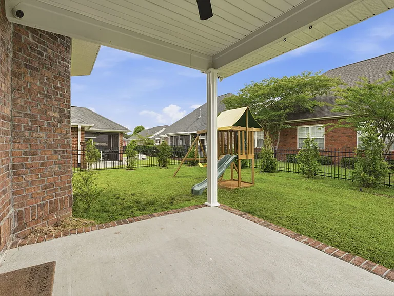 2101 Eureka Way — Photo 55