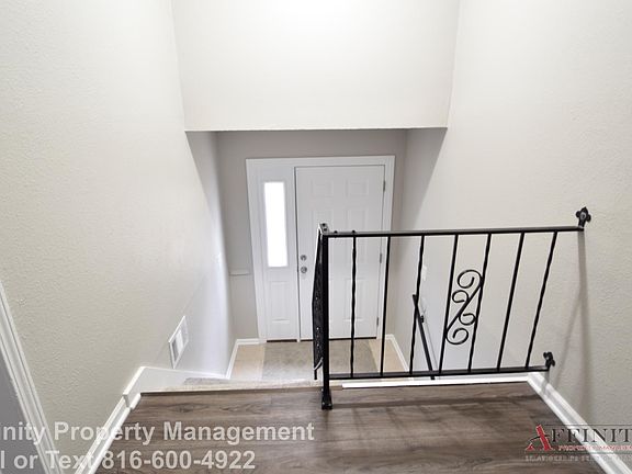 4th image of 9840 Locust St