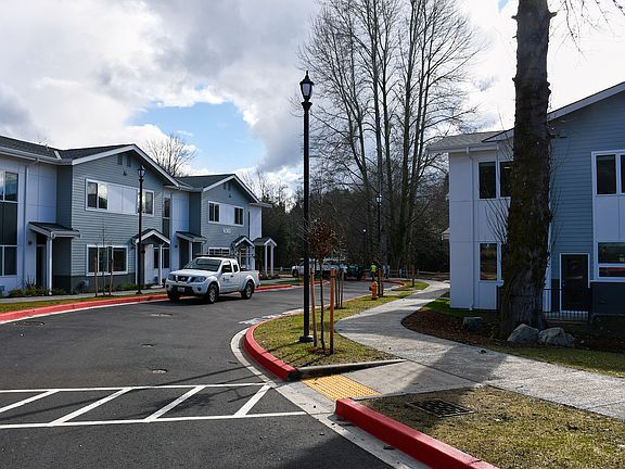 Community road