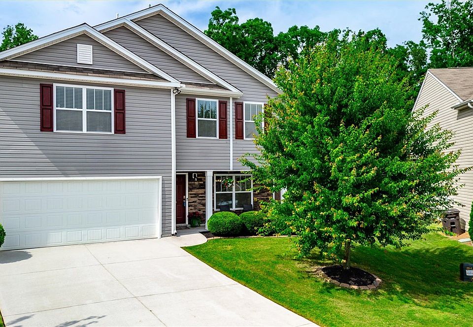 1st image of 34 Karkinnen Ct