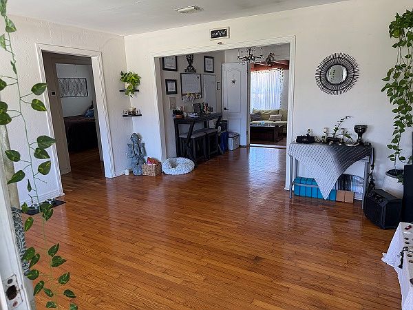 1st image of 421 Seaview Ave