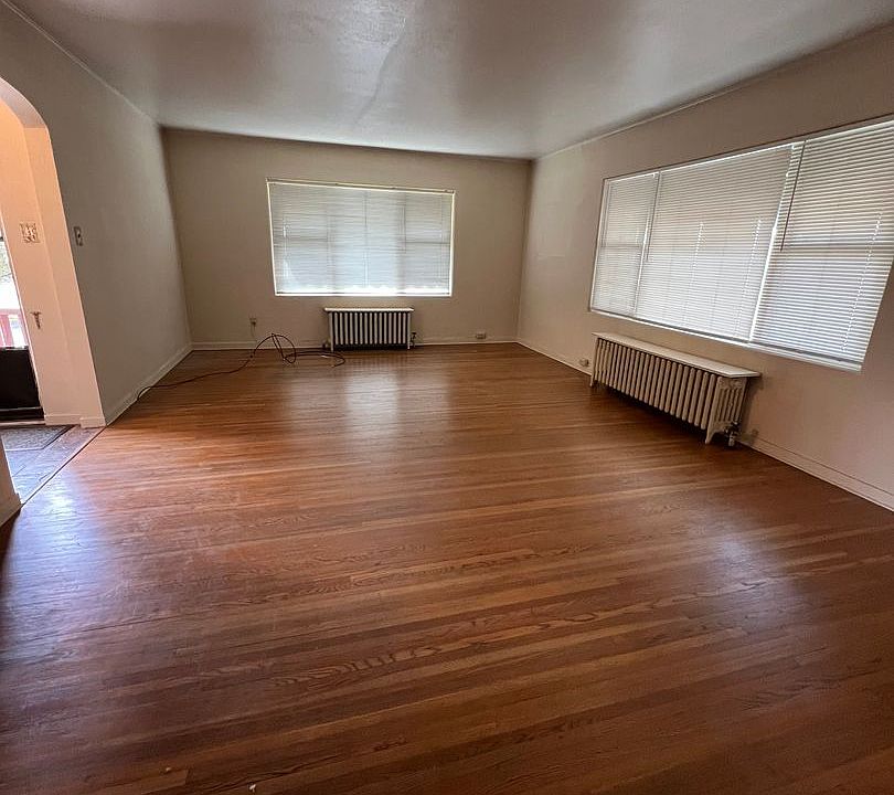 2nd image of 1901 Auburn St