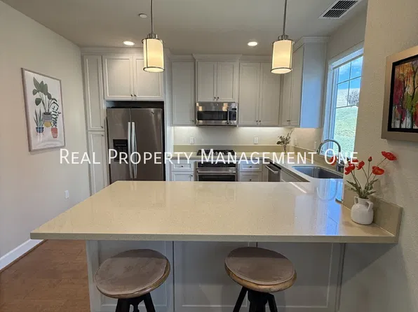 389 Basswood Cmn Unit 11, Livermore, CA 94551