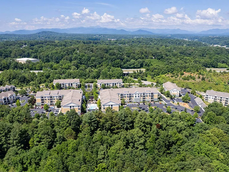 Verde Vista, Asheville, NC, Aerial Building