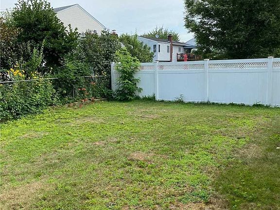 2nd image of 181 Hamilton Ave