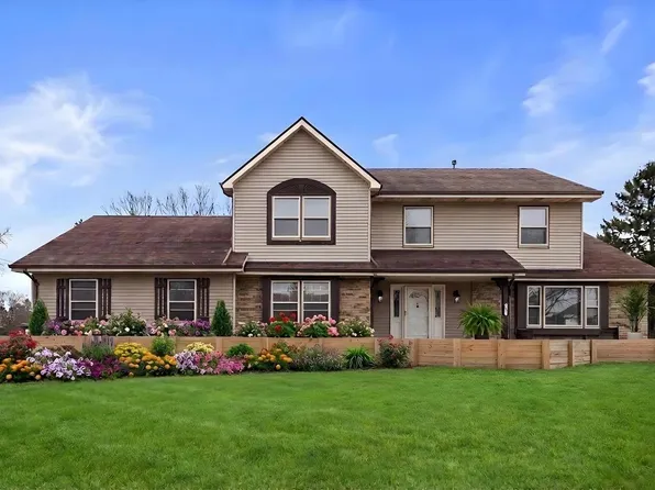 2205 2nd STREET, Kenosha, WI 53140