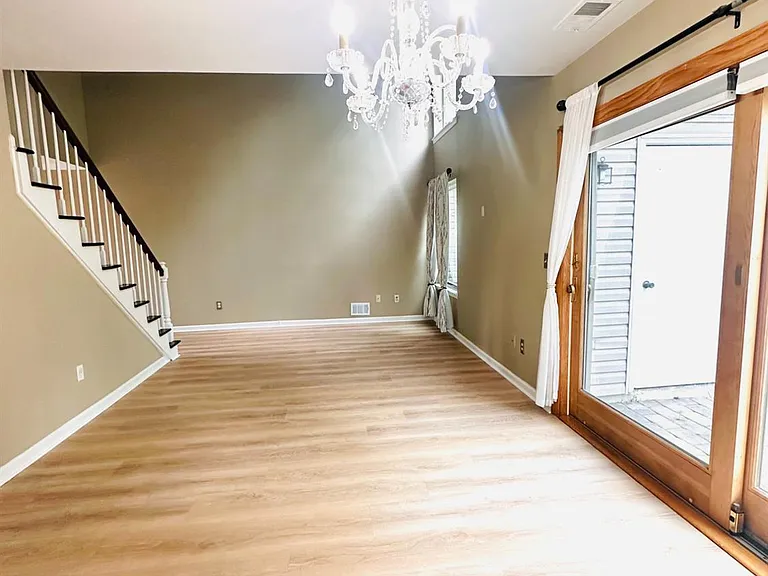 222 Long Meadow Rd — Photo 10