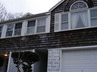 177 Hallock Landing Rd, Rocky Point, NY 11778