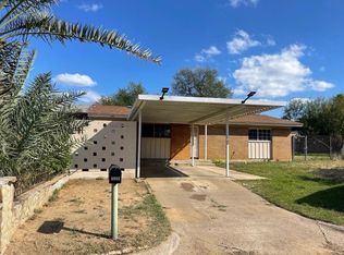 699 W Banyan Ct #B, Laredo, TX 78041