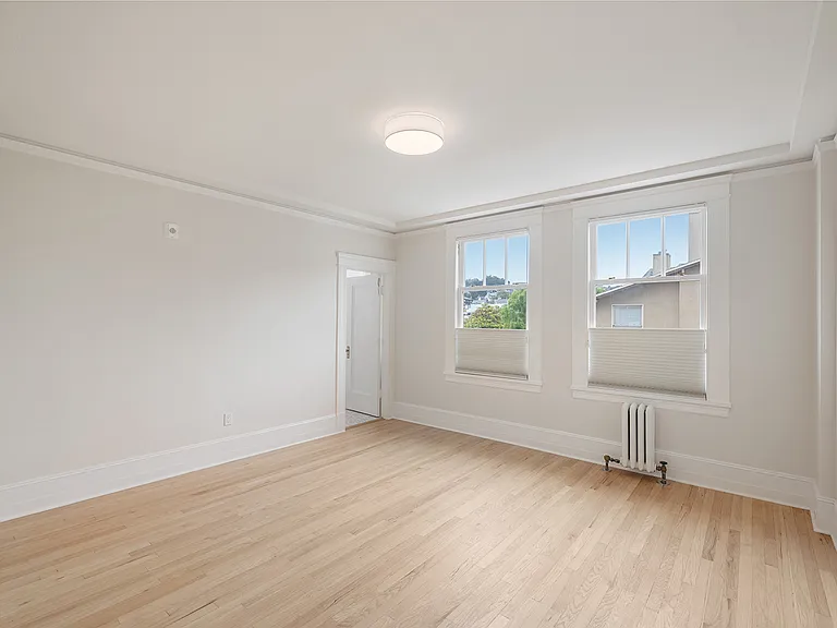 145 Laurel St #6 — Photo 10