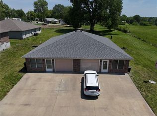 2907 Elm St, Higginsville, MO 64037