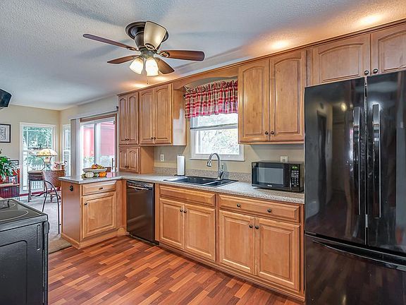 4th image of 5159 Redlands Dr